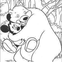Micky Maus und ein Bär