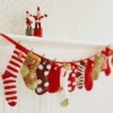 Baby Sock Advent Calendar - Kids Craft - HOLIDAY crafts - CHRISTMAS crafts - Make Your Own Advent Calendar
