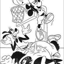 Basketballspiel zwischen Micky Maus und Goofy Goof