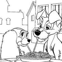 Susi und Strolch essen Spaghetti