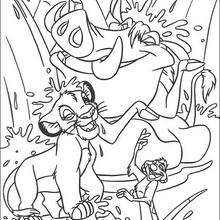 Simba, Pumbaa und Timon duschen