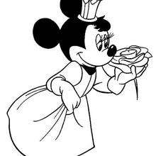 Königin Minnie Maus mit einer Rose