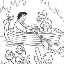 Arielle und Prinz Eric auf einem Boot