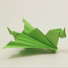 Einfache Origami-Drachen